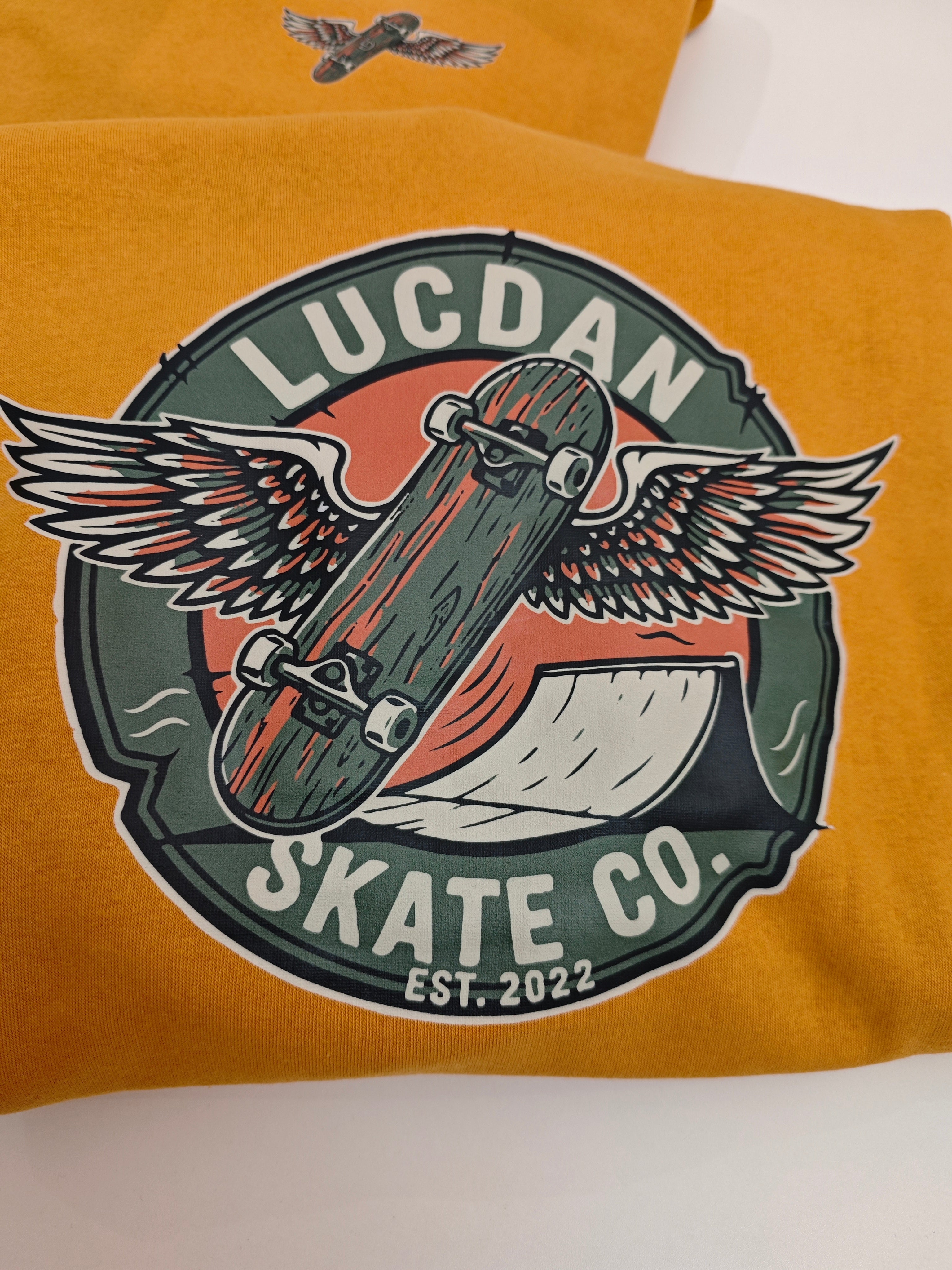 Sudadera con Capucha Caqui – Lucdan Skate Co.