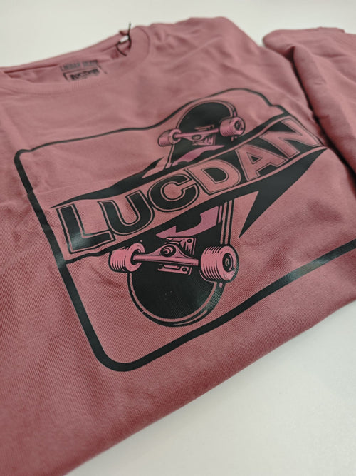 CAMISETA M/C OVERSIZE ROJO PÁLIDO SKATER UNISEX LUCDAN