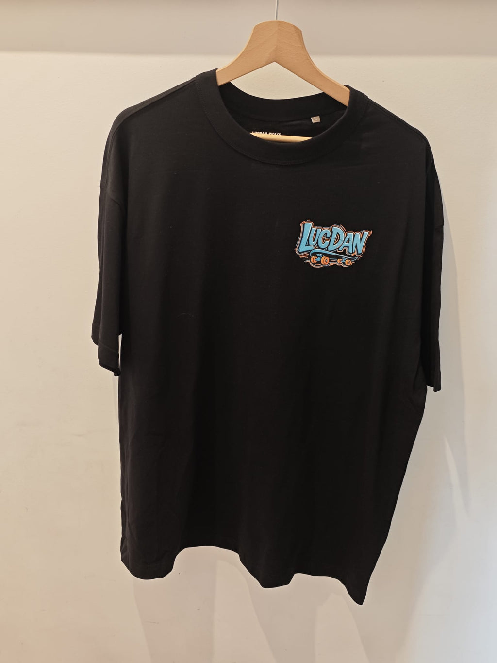 Camiseta Oversize Negra LucDan Skull Skate