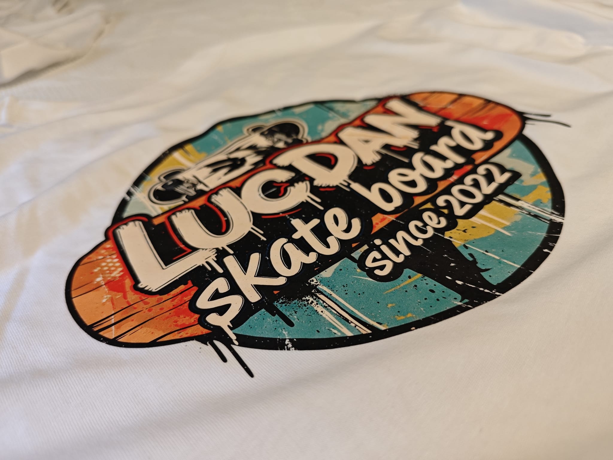 Camiseta Oversize Blanca Unisex — LucDan Skate