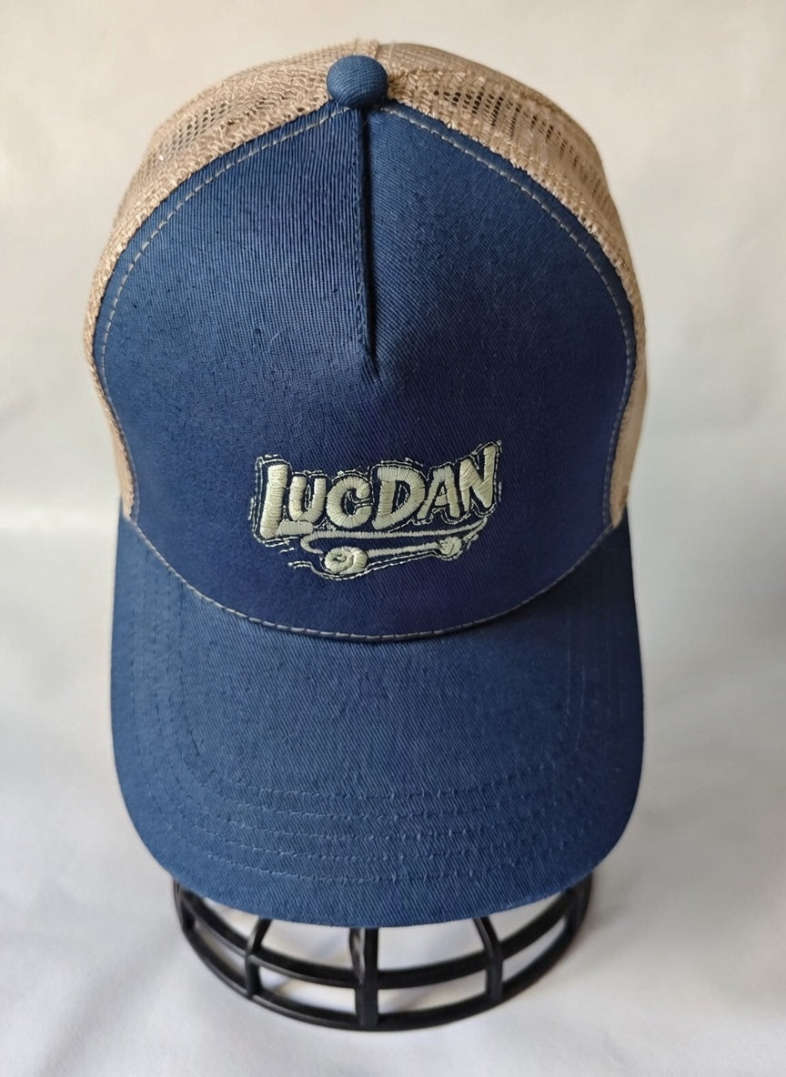 Gorra de Rejilla Dorada LUCDAN